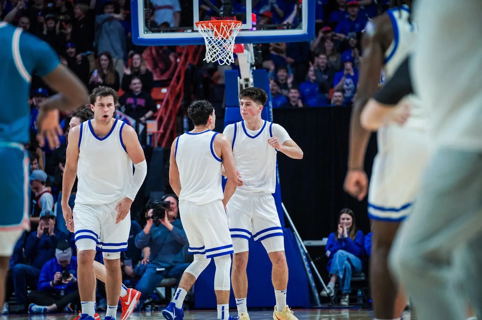 Boise State basketball player training